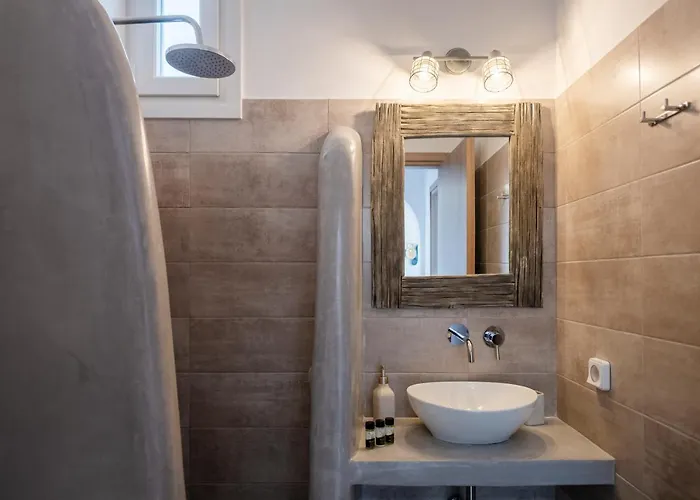 Feriehus Panteronisia View Angairiá